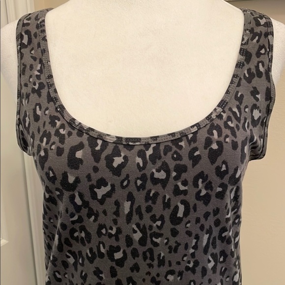Maurices Black and Gray Leopard Fitted Sleeveless Tank Top EUC Large - Picture 8 of 13